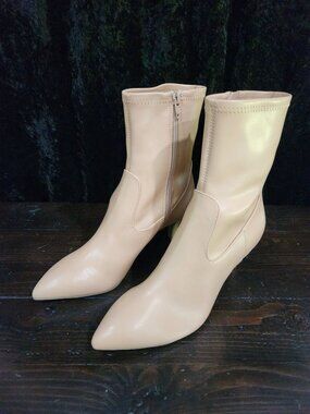 NEW Dolce Vita Audra Beige/Nude Leather Kitten Heel Boots/Sz. 8